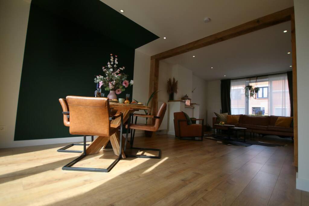 Vakantiehuis Het Pareltje Van Met Sauna -extra Bijboeken- *